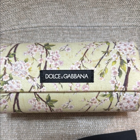 DOLCE & GABBANA Cherry Blossom Pattern Sunglasses with original Case and Cloth - Picture 11 of 12